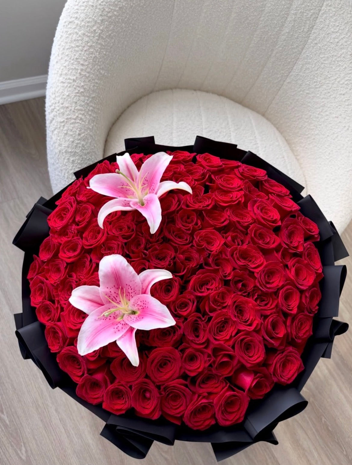 Roses & Lillies