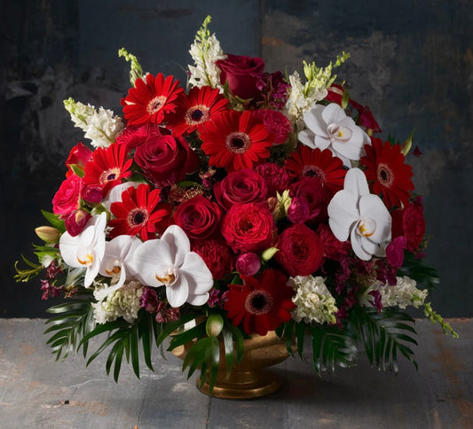 Red comfort Sympathy Arrangement